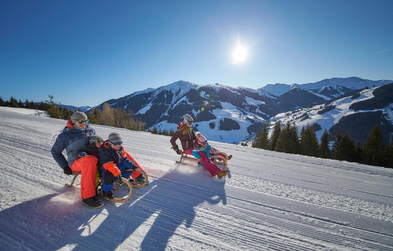 Alpenparks Apartment & Ferienresort Rehrenberg Viehhofen Extérieur photo